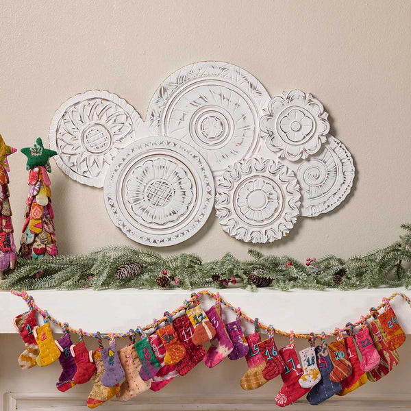 UNCYCLED SARI ADVENT GARLAND INDIA