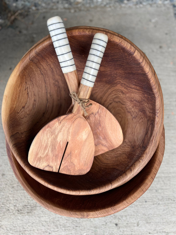 WILD OLIVEWOOD /BONE HANDLE WIDE SALAD SERVERS  KENYA